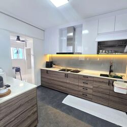 Blk 643 Yishun Street 61 (Yishun), HDB Executive #538401031